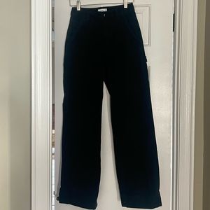 Aritzia black straight leg cargo jeans